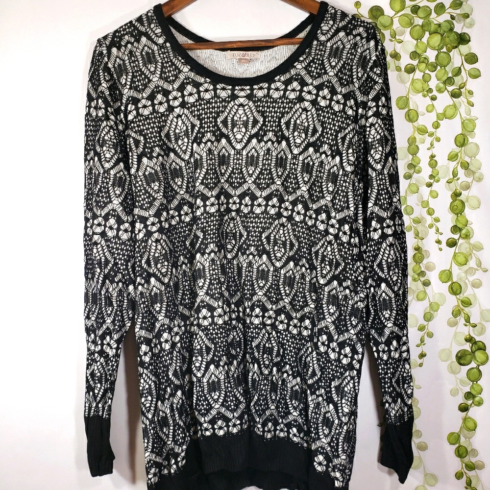 🌟Closet Closing🌟 Lace Overlay Top